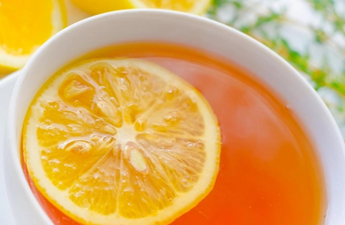 Czy herbata z cytryną szkodzi zdrowiu?