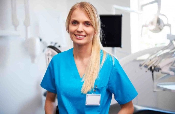 Materiały wypełnieniowe – które najlepiej sprawdzają się w codziennej praktyce stomatologicznej